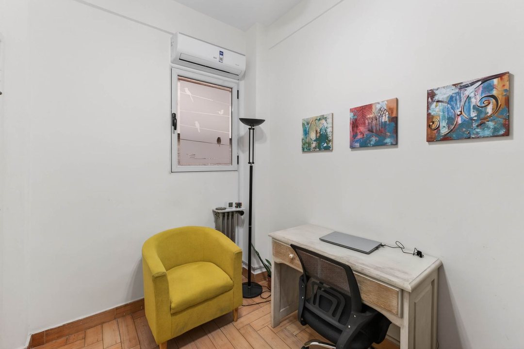 VENTA/PERMUTA CONSULTORIO o DEPTO EN CABALLITO