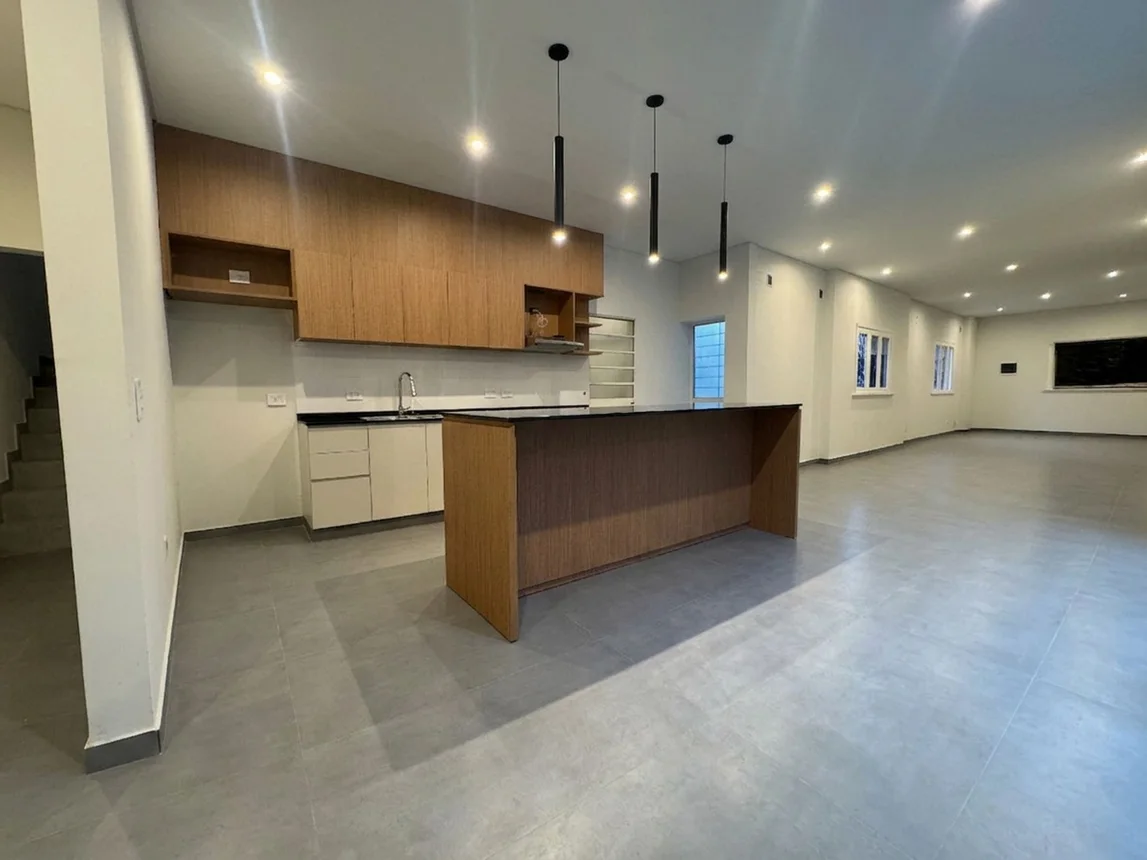 Casa en venta en Castelar, foto 5