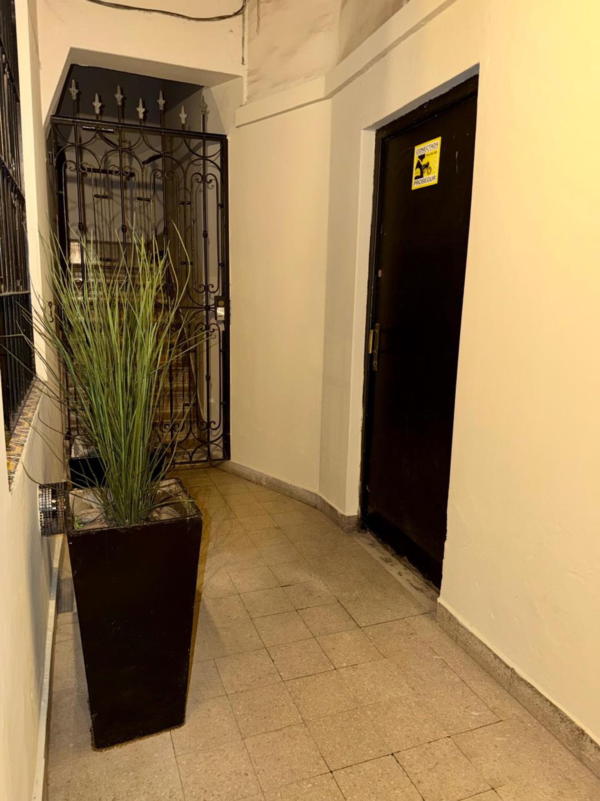Foto 17 — LOCAL COMERCIAL/ VIVIENDA EN  RECOLETA