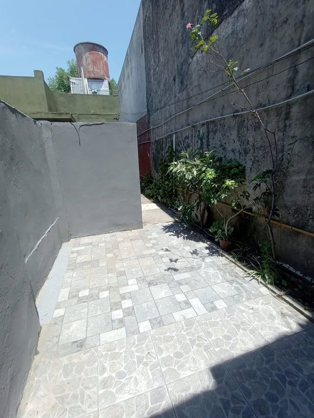 PH de 9 ambientes en venta en Caseros, Directorio 3200, foto 2