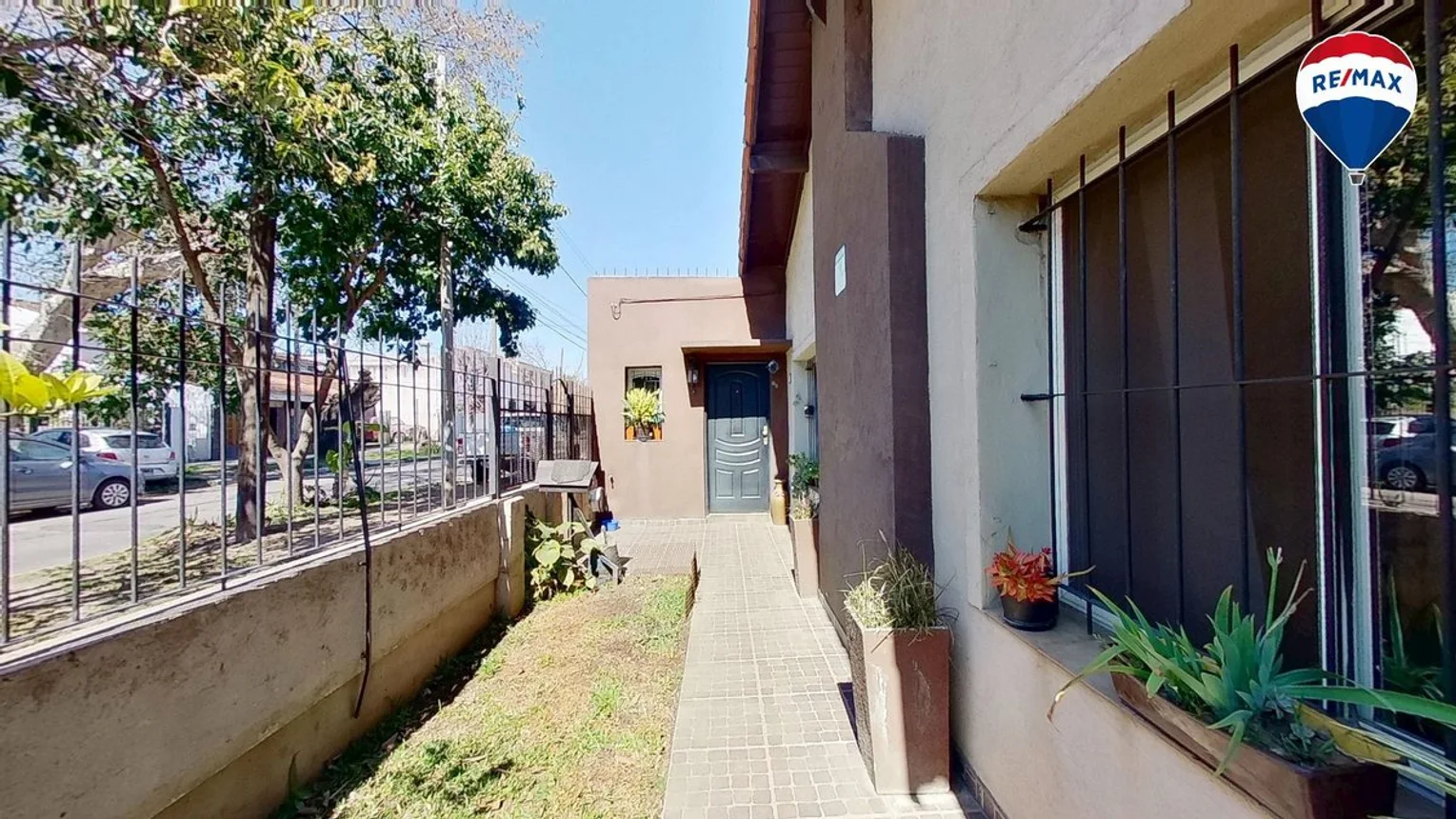 Casa de 3 ambientes en venta en Temperley, Bernardo de Irigoyen 700, foto 4