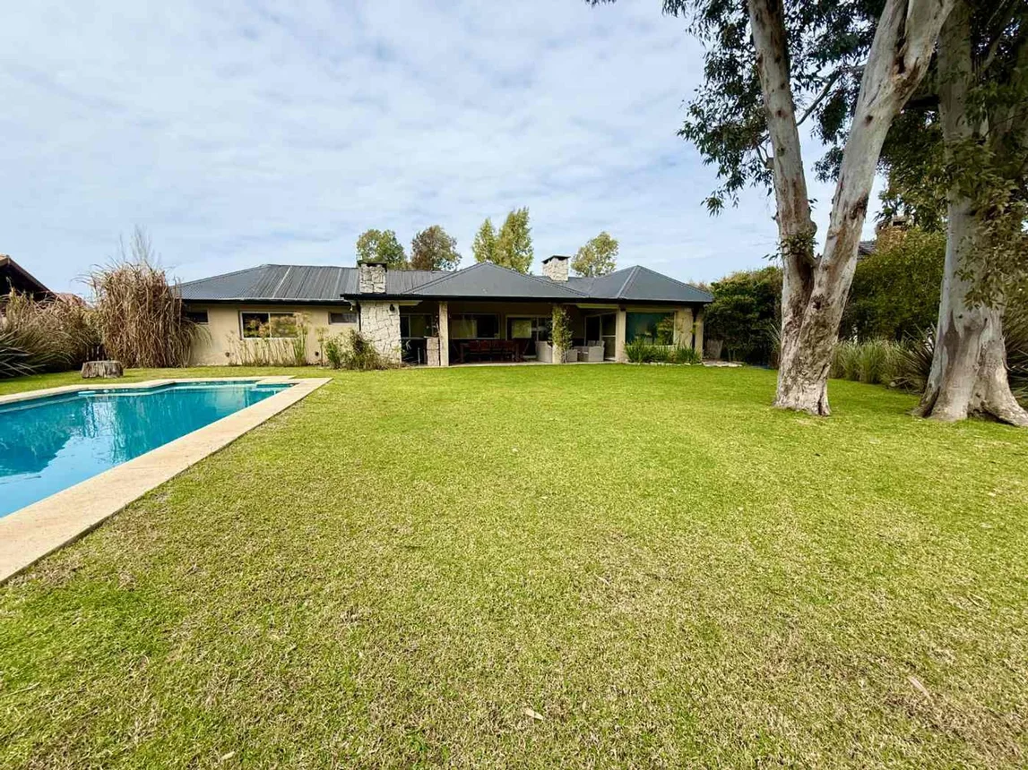 Casa en venta en Belén de Escobar