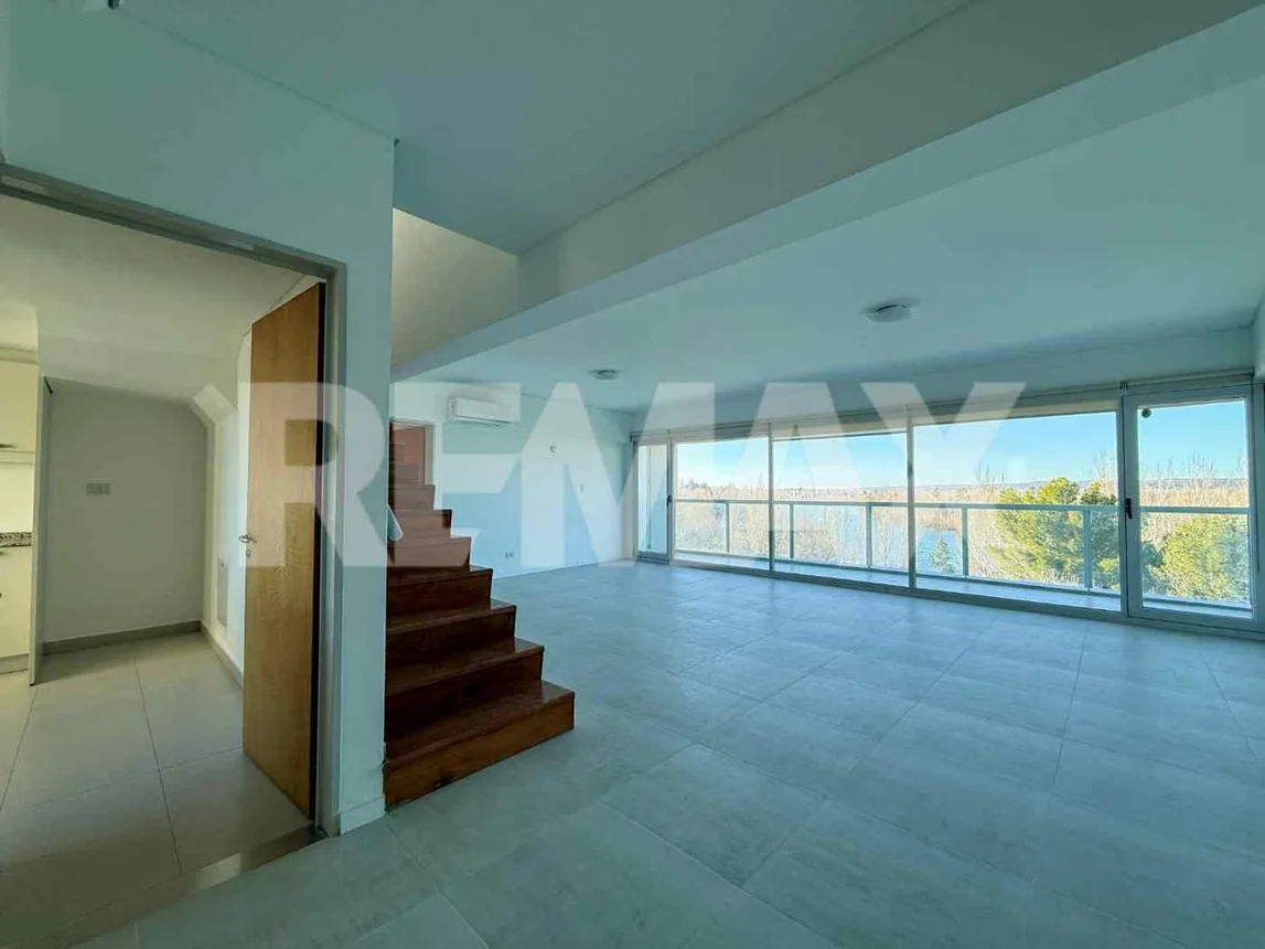 Venta penthouse + 2 cocheras en ribera urbana nqn, foto 2