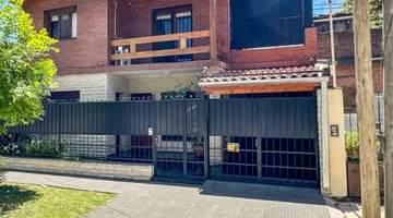 venta casa en olivos 4 ambientes  OPORTUNIDAD