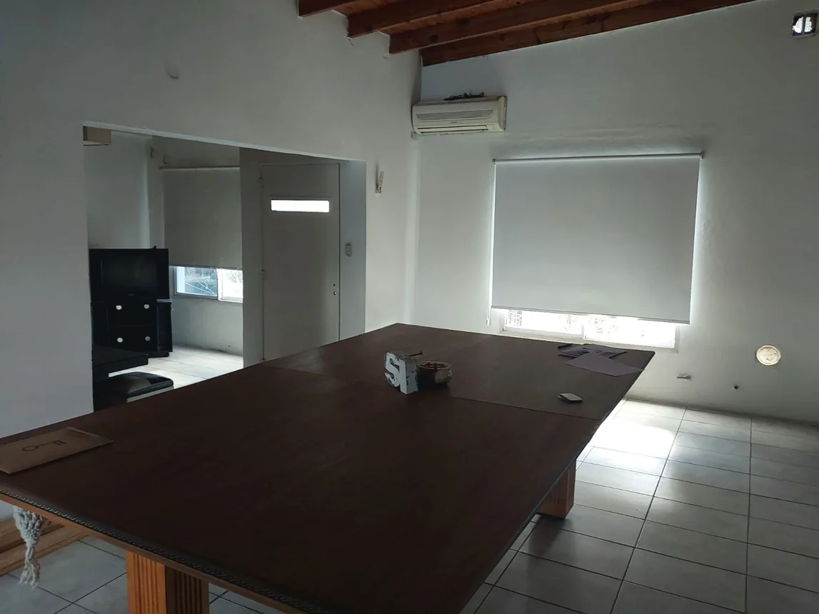 Casa de 6 ambientes en venta en Morón, Humahuaca 2500, foto 4