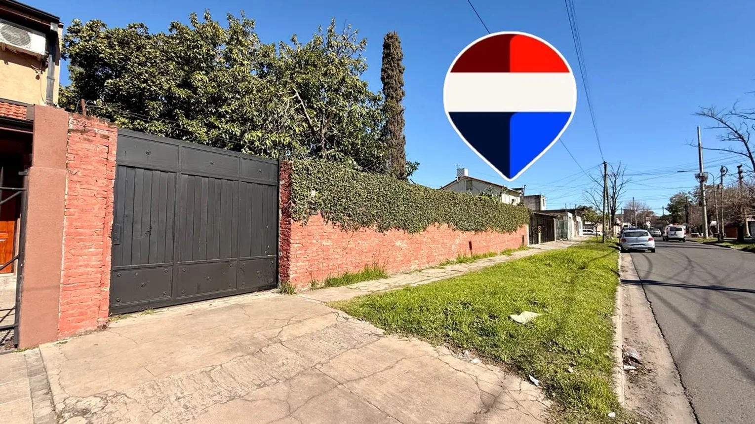 Casa de 3 ambientes en venta en Morón, Lanús 2100