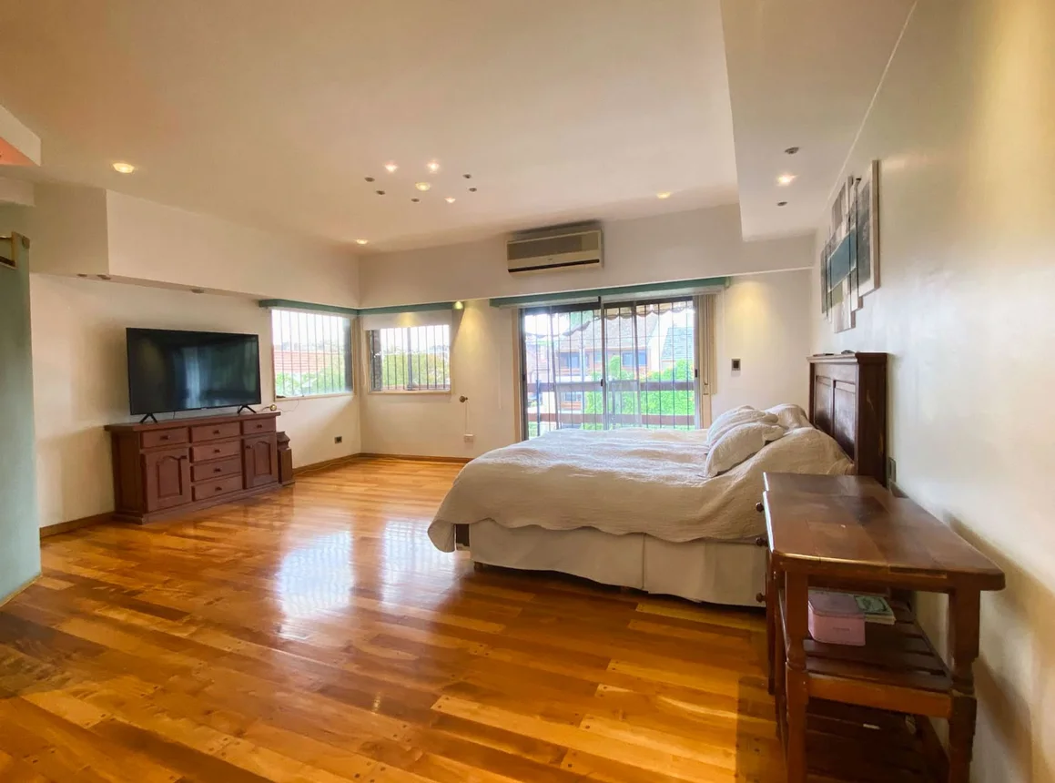 Casa de 5 ambientes en venta en Villa Sarmiento, Virrey Liniers 400, foto 3