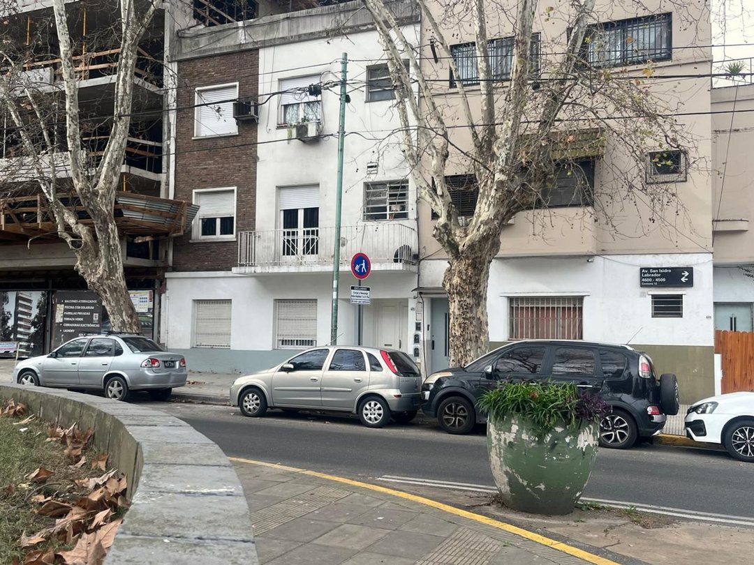 Venta 2 Amb lavadero Saavedra Av San Isidro 4500
