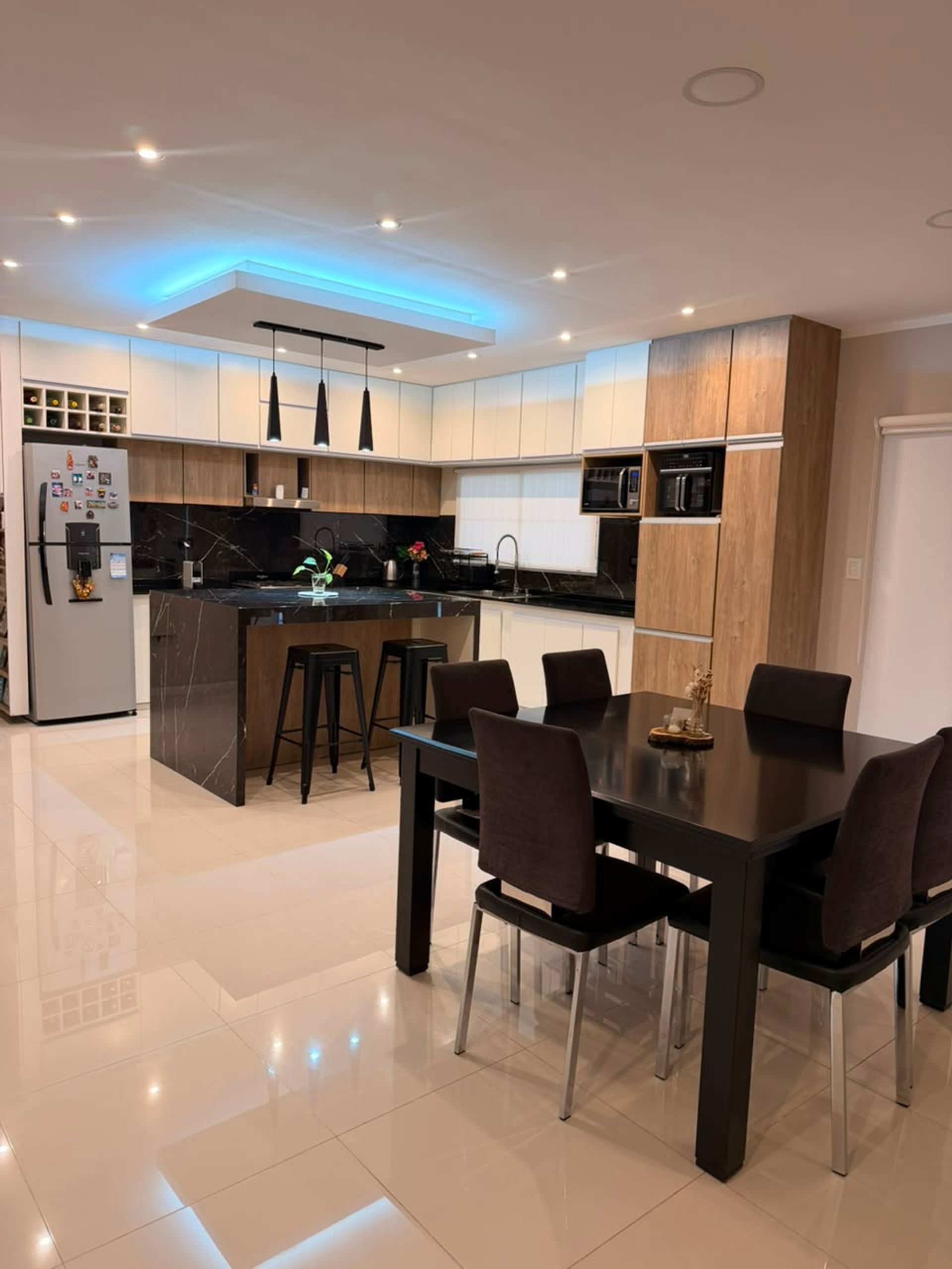 CASA VENTA 3 DOR MIRAFLORES CERRILLOS CON PILETA - foto 2