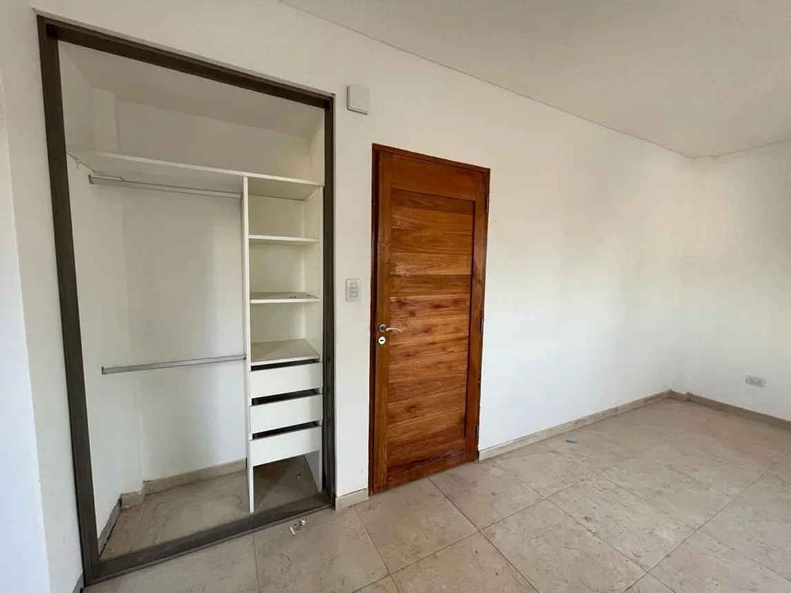 Monoambiente en venta en Santos Lugares, foto 5