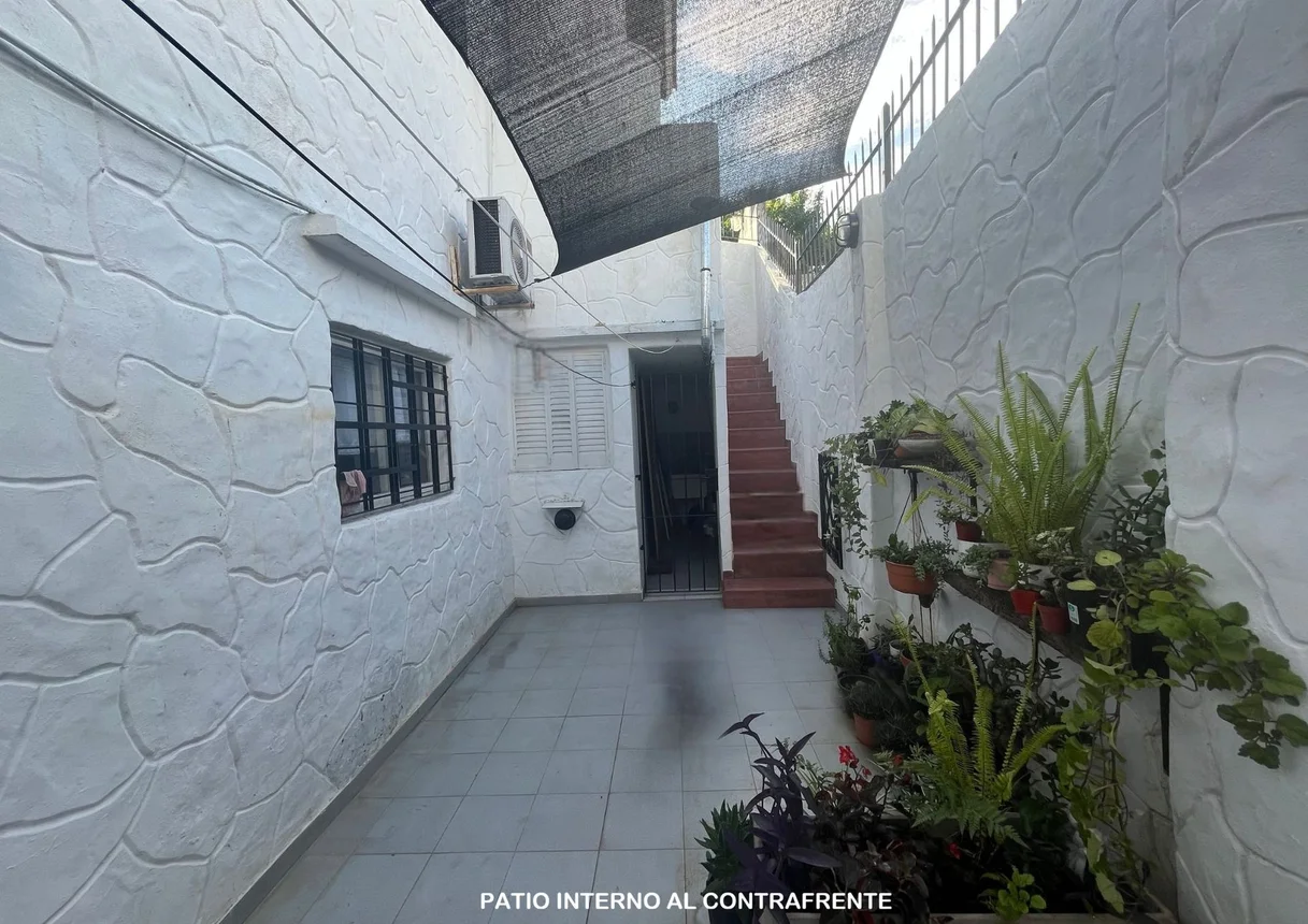 PH de 4 ambientes en venta en Banfield, Cabrera 1300, foto 3