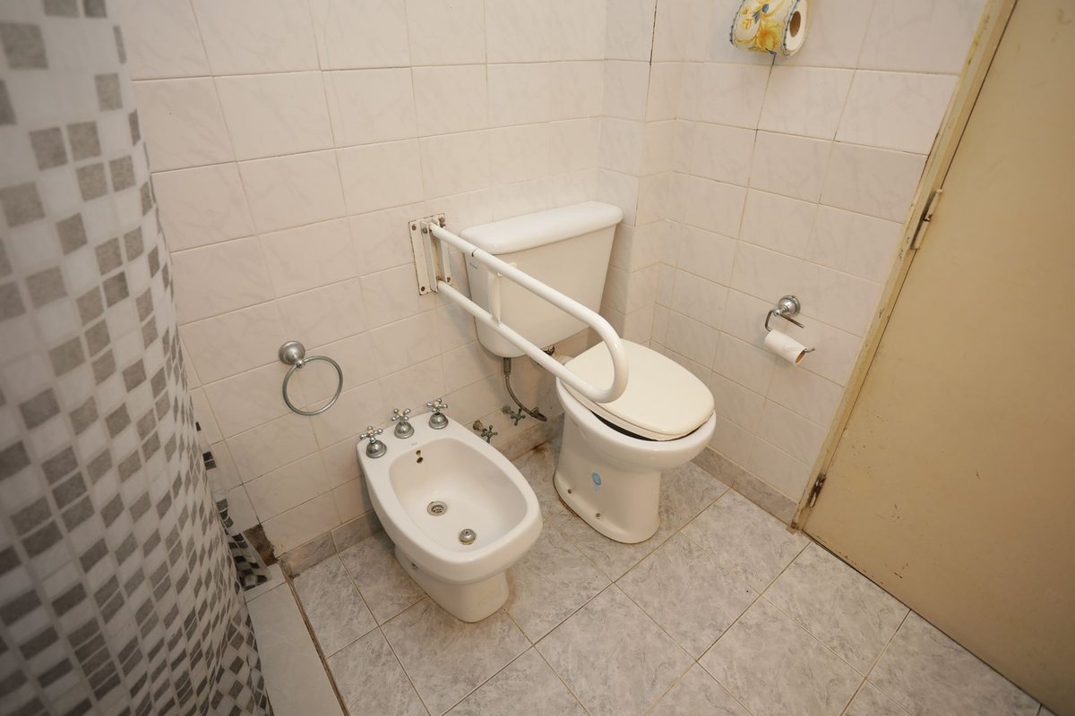 Foto 17 — VENTA - Casa 5 Amb Cochera y Jardin - LA HORQUETA
