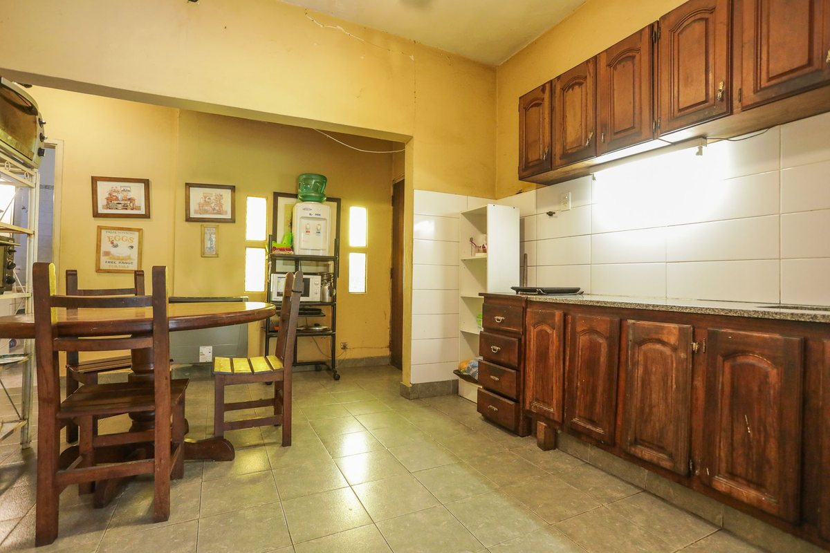Foto 10 — VENTA - Casa 5 Amb Cochera y Jardin - LA HORQUETA