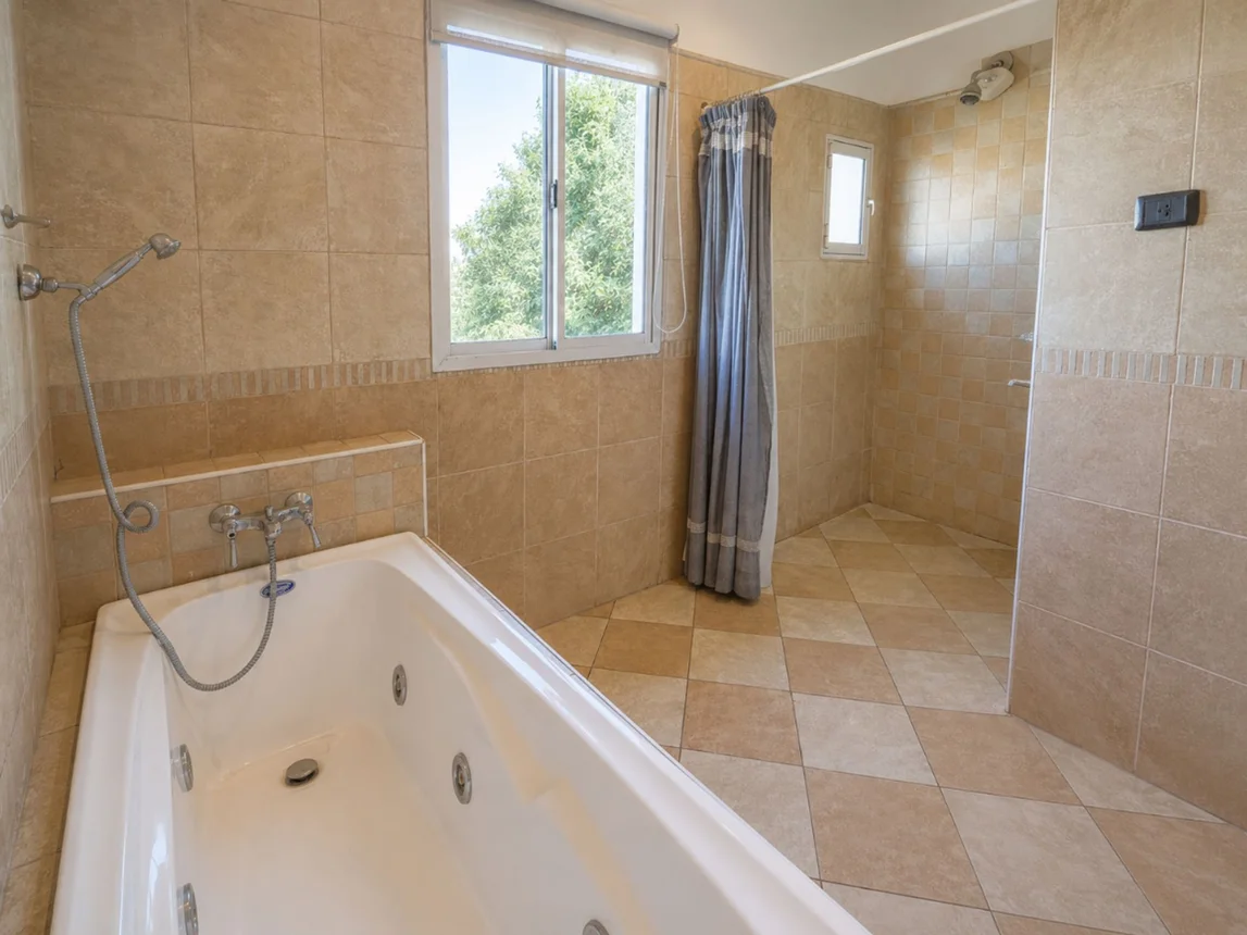 Casa de 4 ambientes en venta en El Talar, John F. Kennedy 600, foto 5