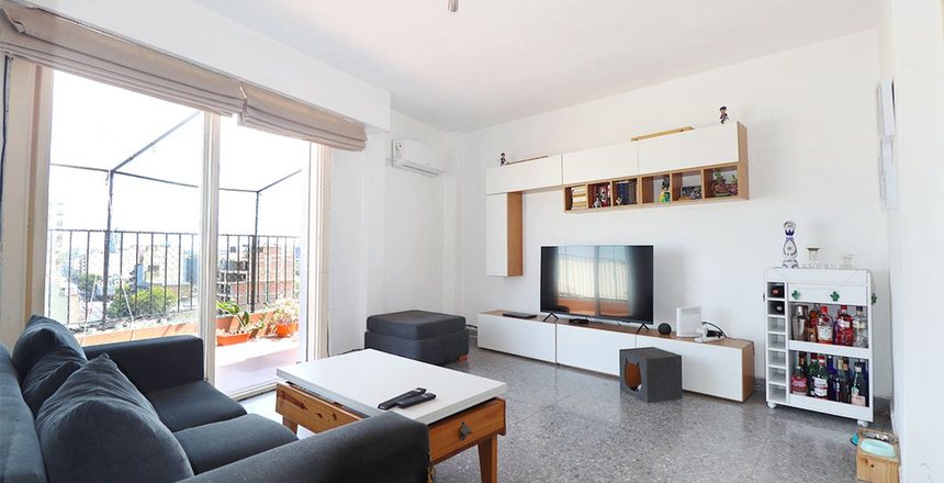 DEPTO 2 AMB. CON AMPLIA TERRAZA Y VISTA UNICA!