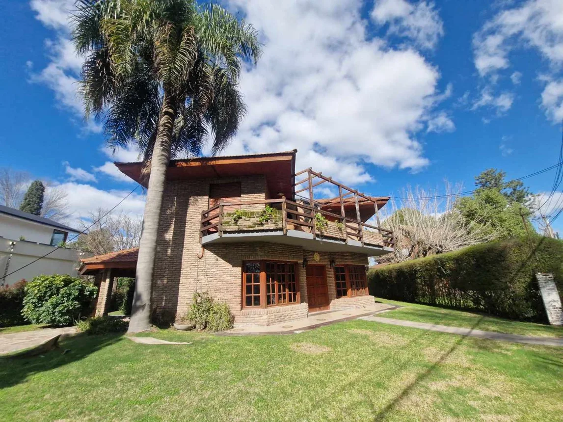 Casa en venta en Pilar, foto 2