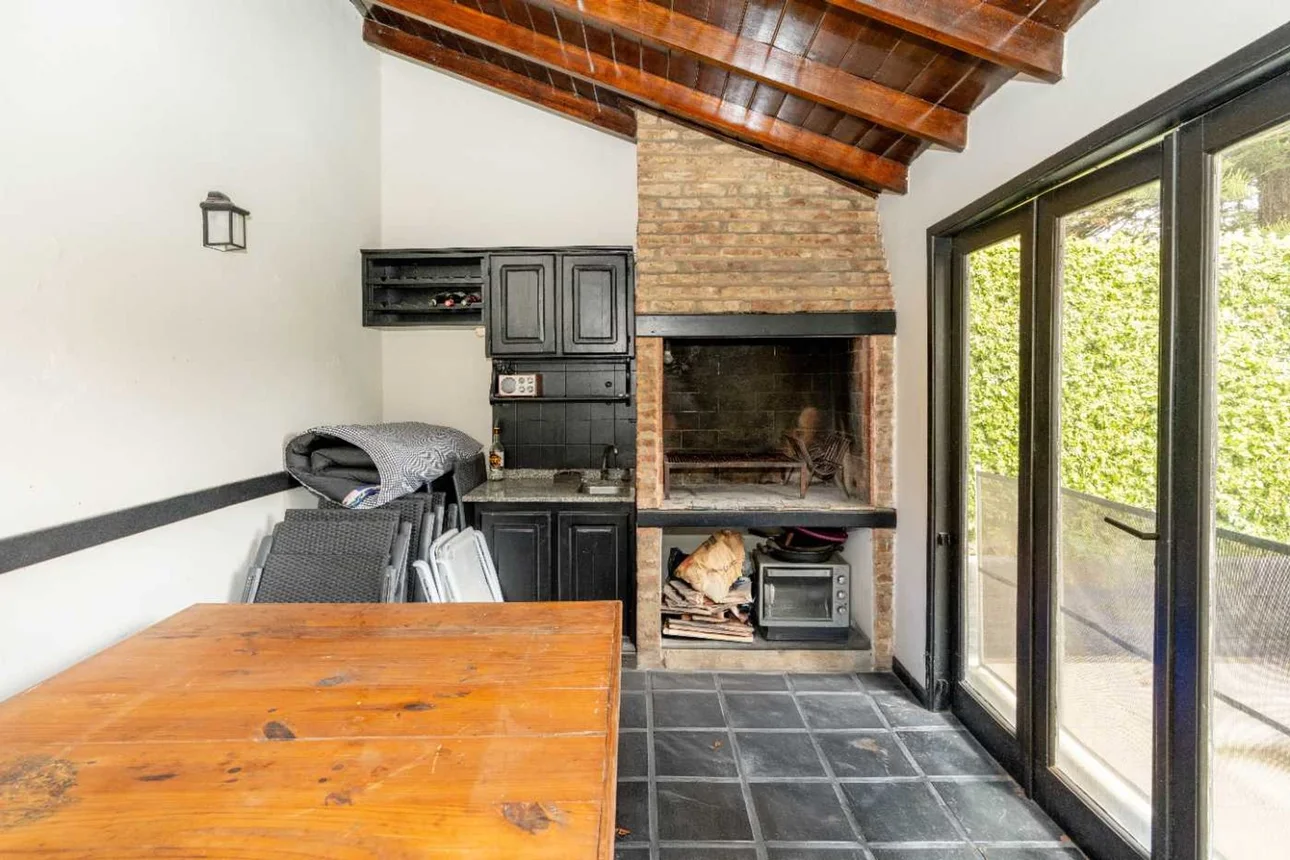 Casa de 5 ambientes en venta en Lomas de Zamora, Calle Molina Arrotea 500, foto 4