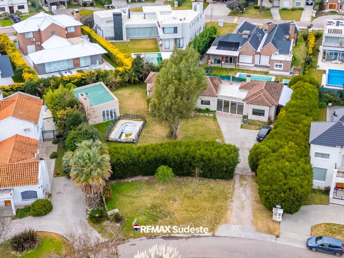 Casa en venta en Bahía Blanca, foto 2