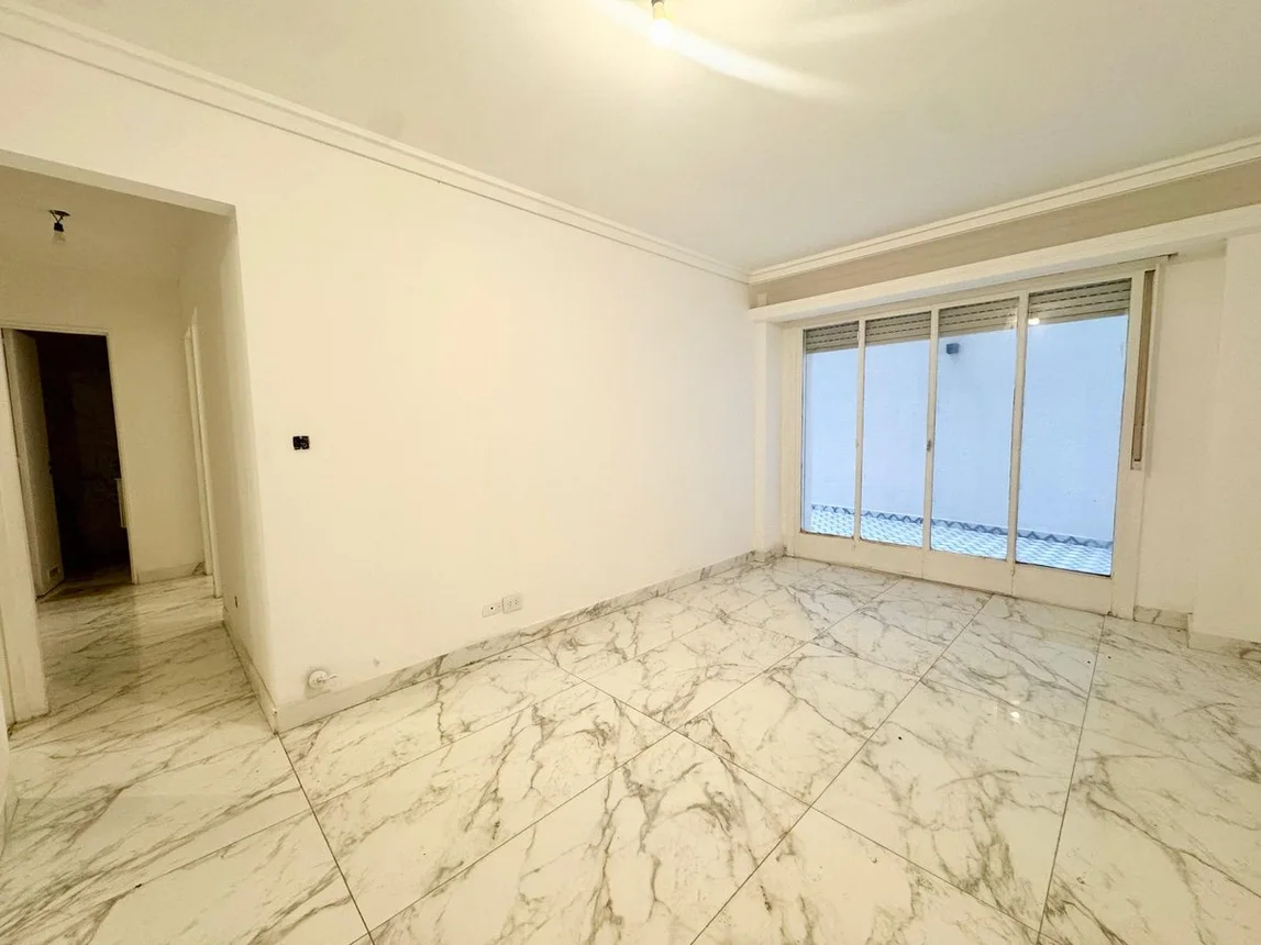 Departamento de 3 ambientes en venta en Balvanera, Valentín Gómez 3000