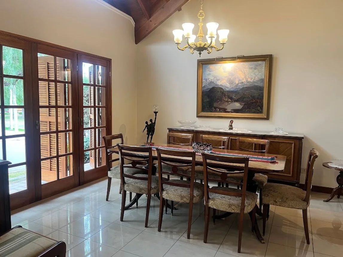 Casa en venta 3 dorm lote esquina 1000 m2 dalvian, foto 3