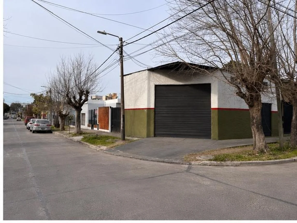 Casa de 4 ambientes en venta en Florencio Varela, Sánchez de Loria 2000, foto 2
