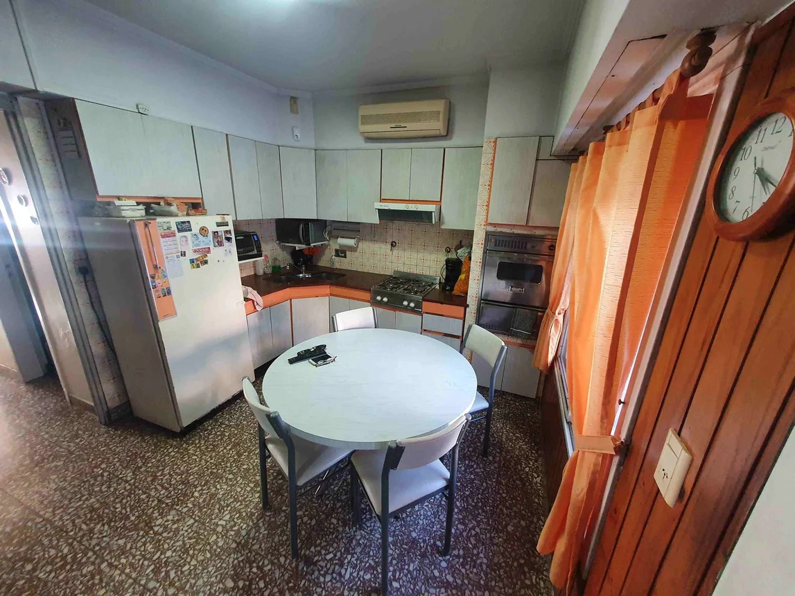 Casa de 6 ambientes en venta en Villa Maipú, Perdriel 2400, foto 5