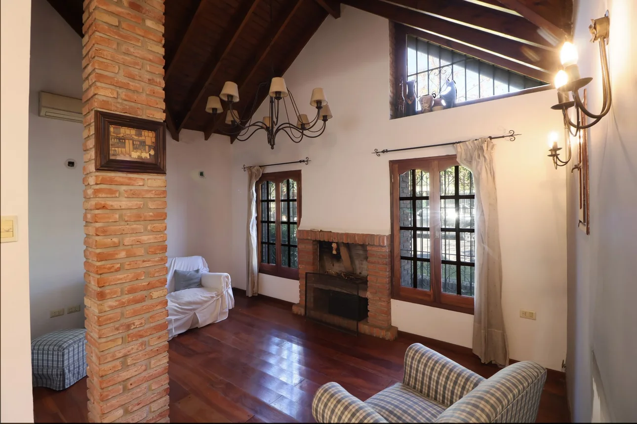 Casa en venta en Castelar, foto 5