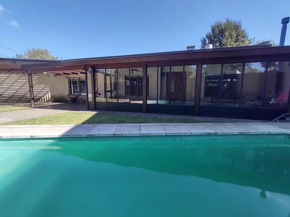 Casa en venta en Presidente Derqui, El Hornero 1500
