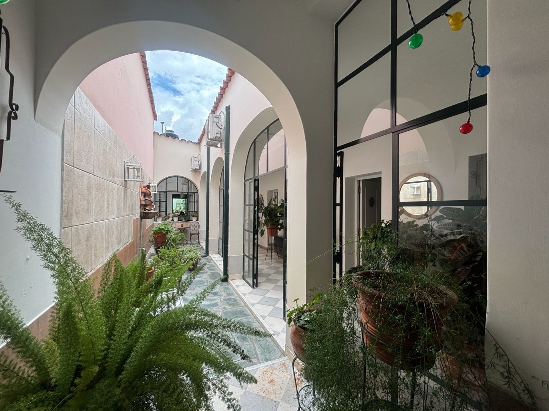 CASA EN VENTA SOBRE AVENIDA ENTRE RIOS MACROCENTRO - foto 5
