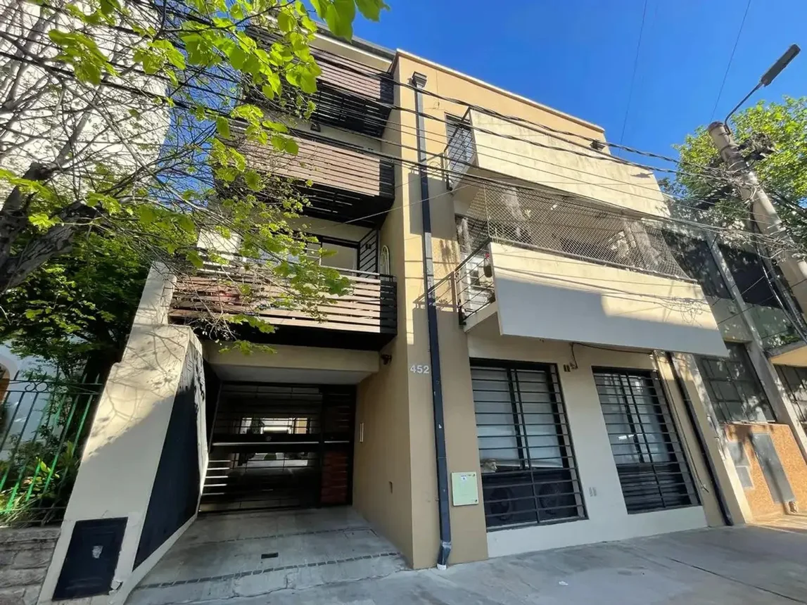 Departamento en venta en Bernal Este, 9 de Julio 400