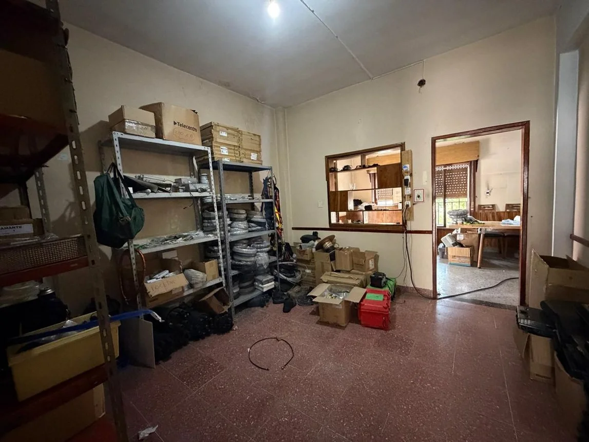 Casa de 4 ambientes en venta en Isidro Casanova, Madrid 2700, foto 4