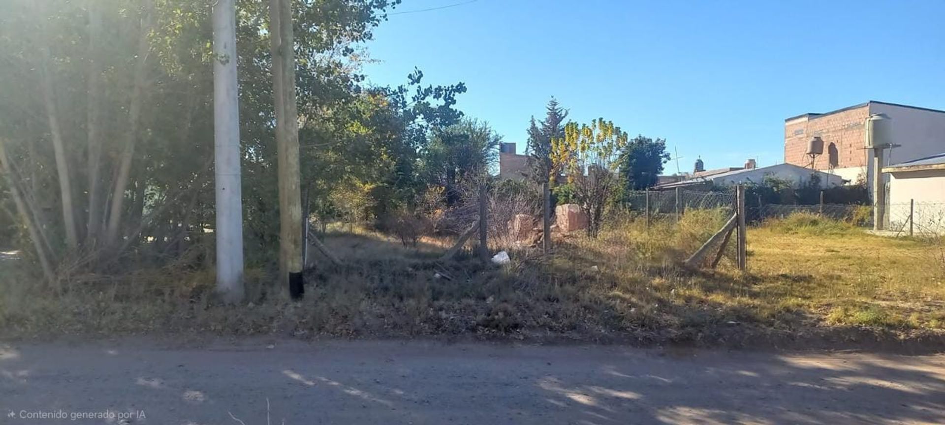 Foto 6 — VENTA LOTE DE 358 m2 BARRIO DON LUKACS