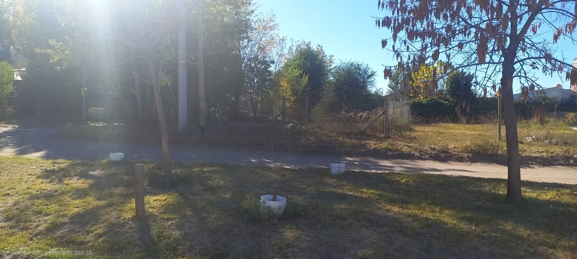 Foto 5 — VENTA LOTE DE 358 m2 BARRIO DON LUKACS
