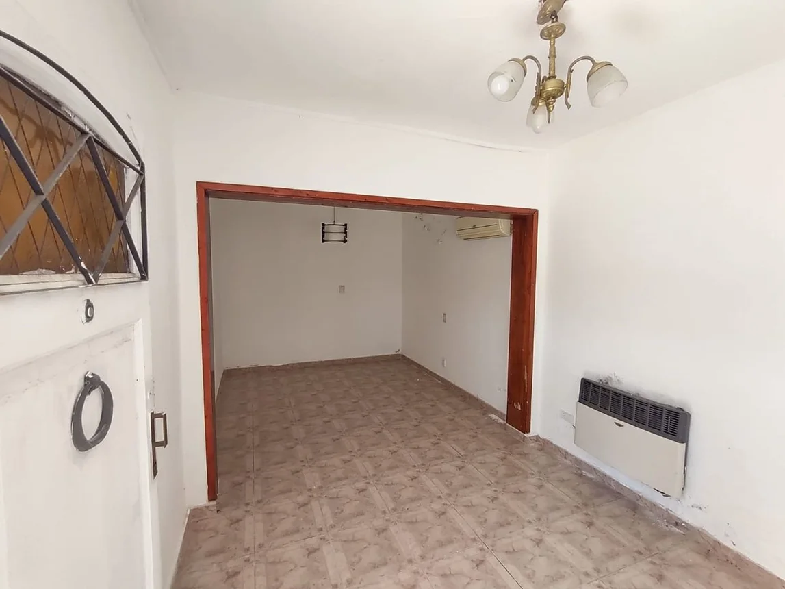 Casa en venta en La Plata, foto 2