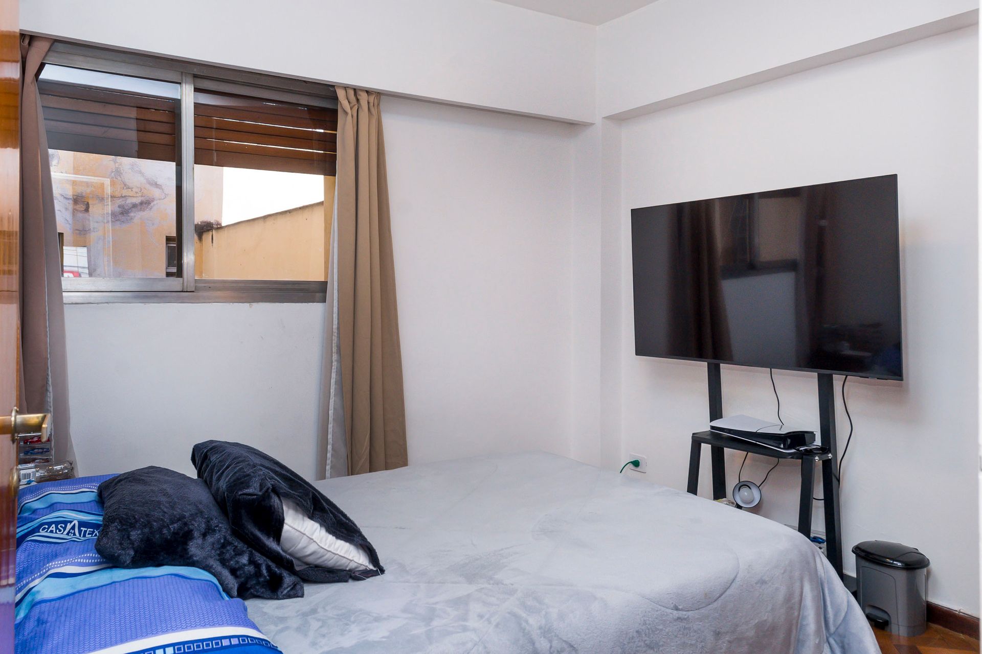 DEPARTAMENTO AMPLIO VENTA AV BELGRANO 2 DORM - foto 16