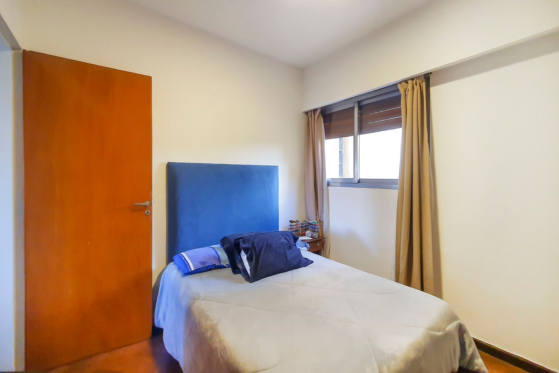 DEPARTAMENTO AMPLIO VENTA AV BELGRANO 2 DORM - foto 15