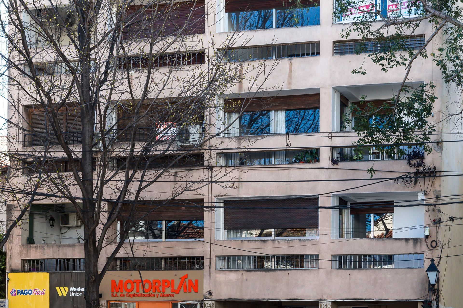 DEPARTAMENTO AMPLIO VENTA AV BELGRANO 2 DORM - foto 18