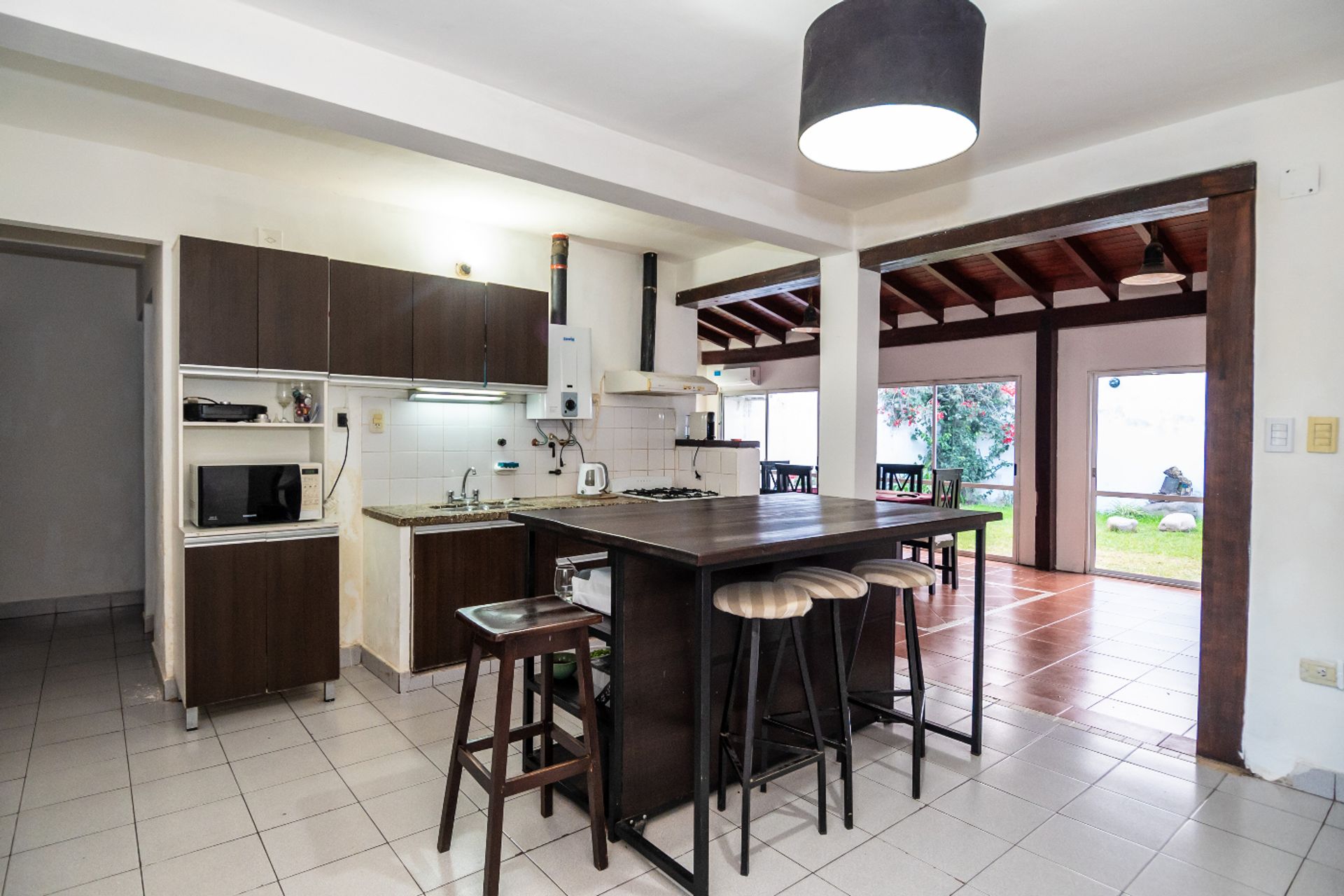 CASA EN VENTA BARRIO EL HUAICO 3 DORMITORIOS - foto 2