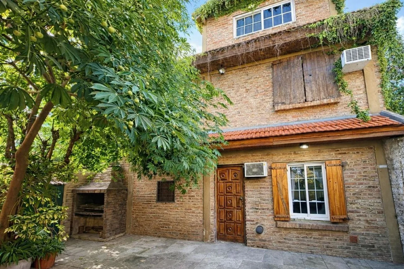 Casa dúplex de 3 ambientes en venta en San Justo, Tomás Justo Villegas 4000