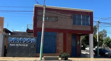 VENTA SALON COMERCIAL MAS DEPARTAMENTO. RIVADAVIA