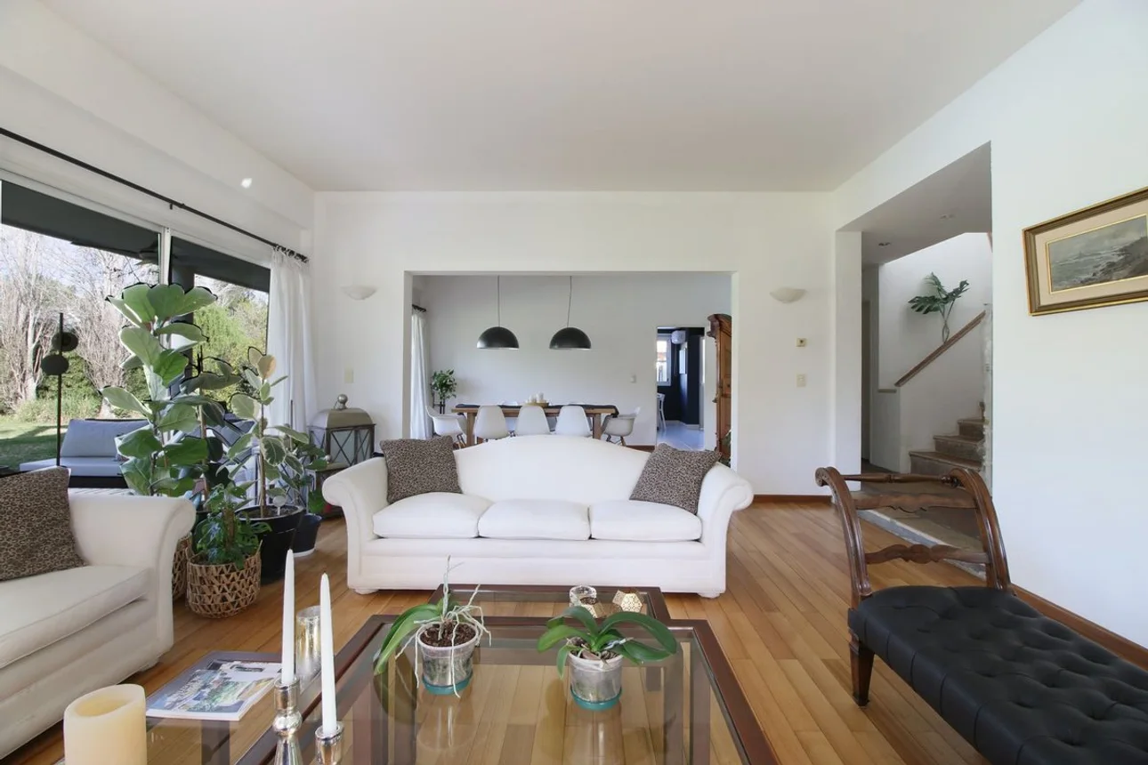 Casa en venta en Pilar, foto 2