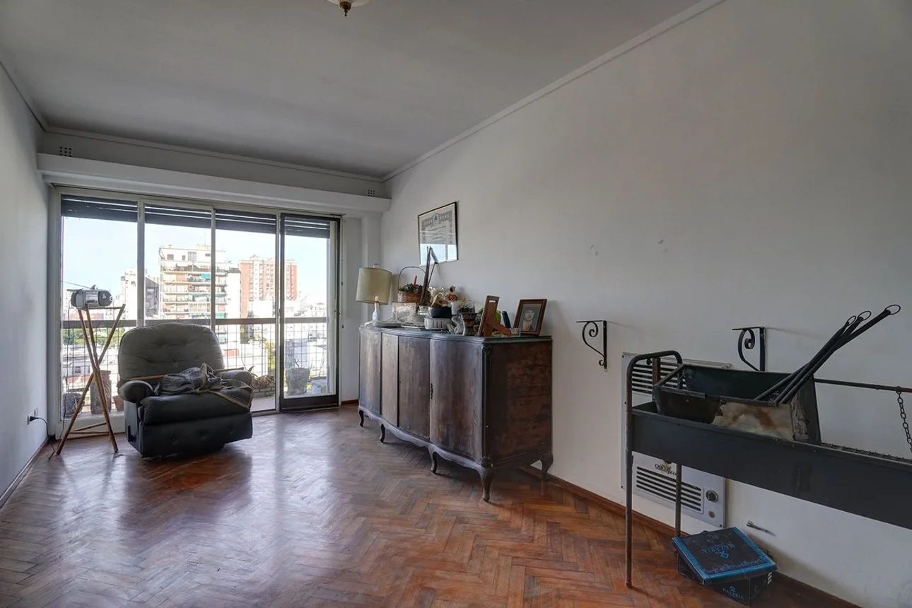 Depto 5 amb c/ 2 balcones - venta / almagro, foto 1