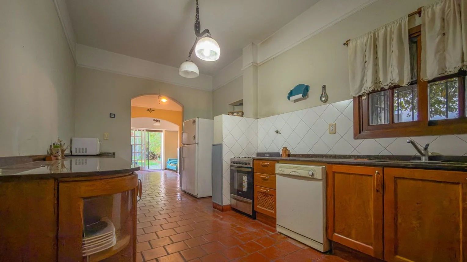 Casa de 6 ambientes en venta en Villa Sarmiento, Ingeniero Ángel Silva 400, foto 5
