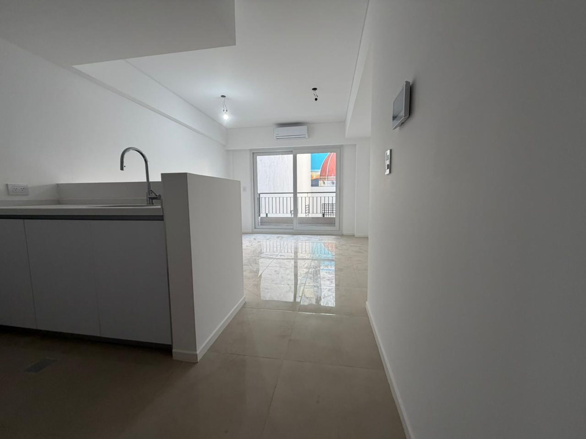 Foto 19 — VTA ESTR MONOAMB C/BALCON/ AMENIT EXC UBI S.TELMO