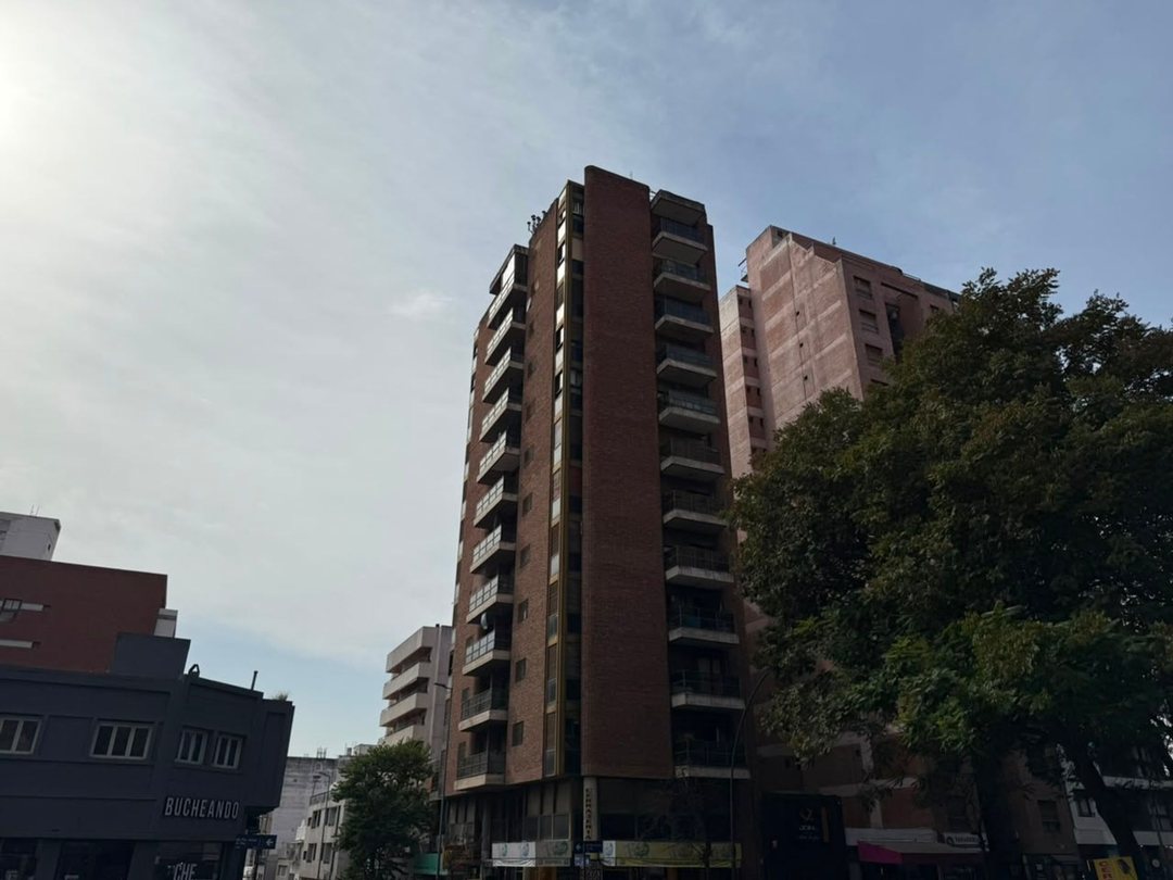 VENTA DEPARTAMENTO EN NUEVA CORDOBA FRENTE