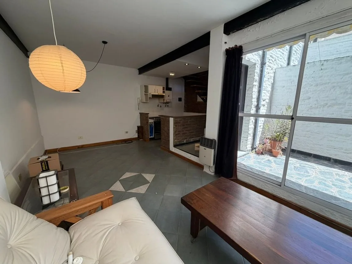 PH de 2 ambientes en venta en Parque Chacabuco, Senillosa 1500