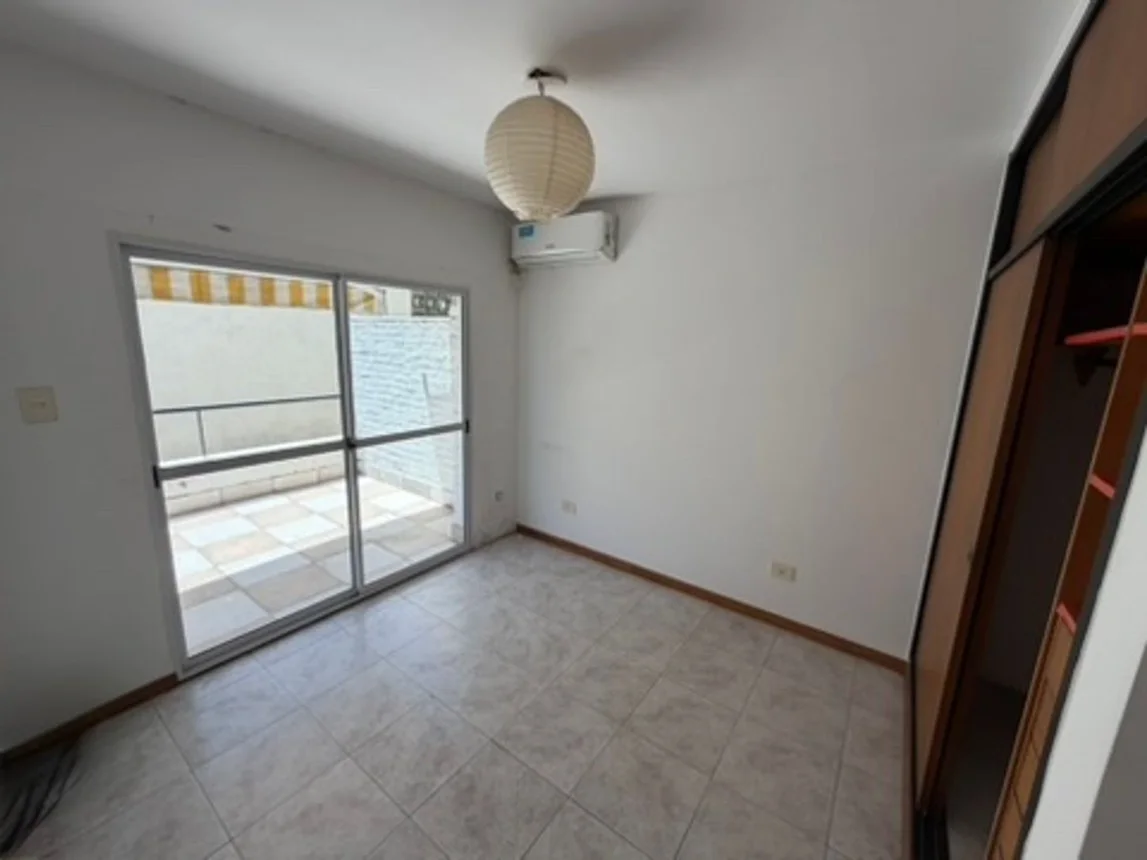 PH de 2 ambientes en venta en Parque Chacabuco, Senillosa 1500, foto 3