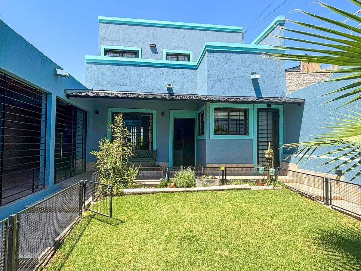 Casa en Jose Maria Gutierrez 4000