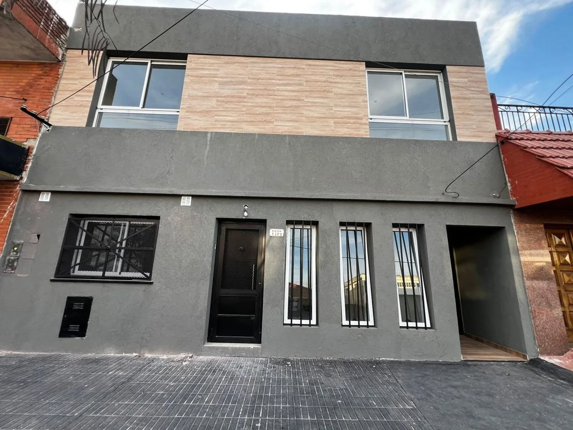 Departamento de 2 ambientes en venta en Lanús Oeste, Bolivia 1500, foto 2
