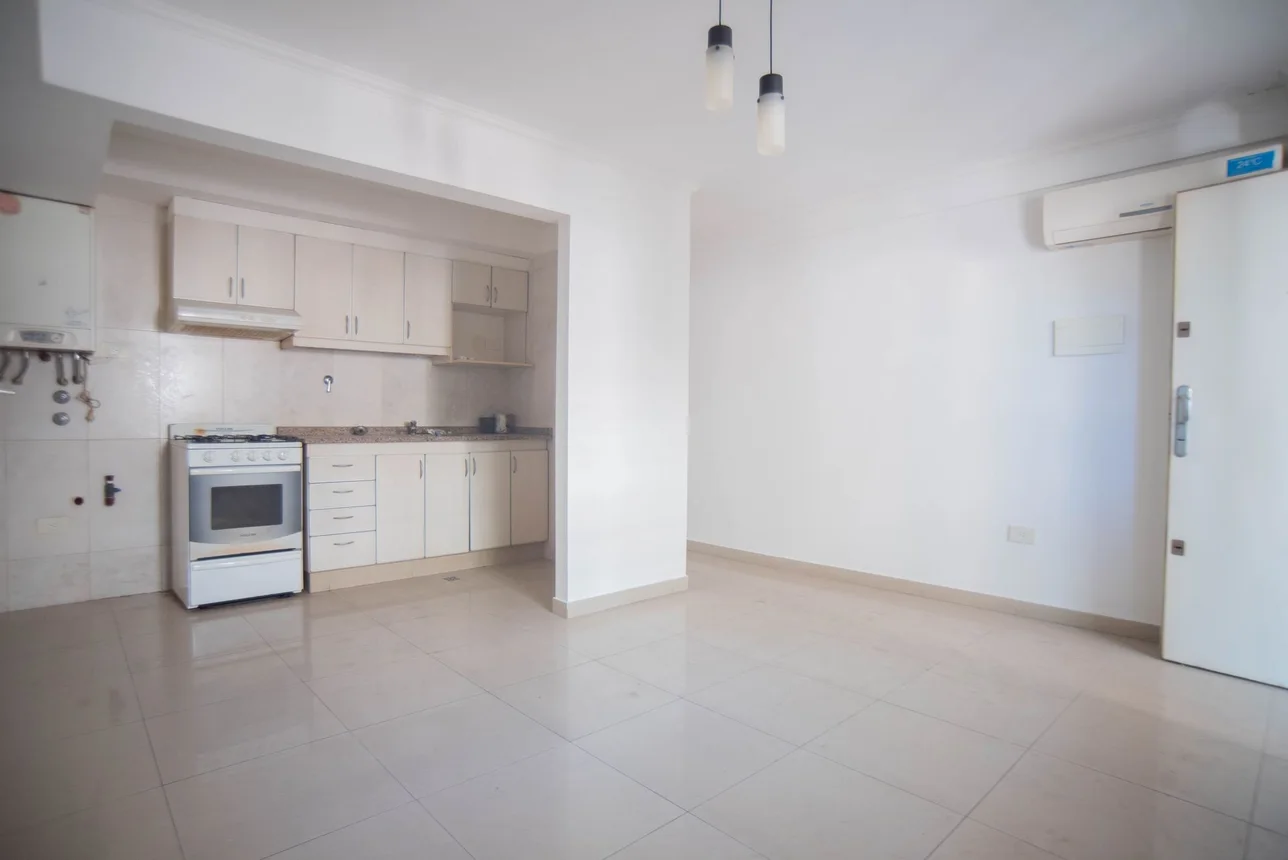 Departamento de 2 ambientes en venta en Gerli, Clemenceau 100
